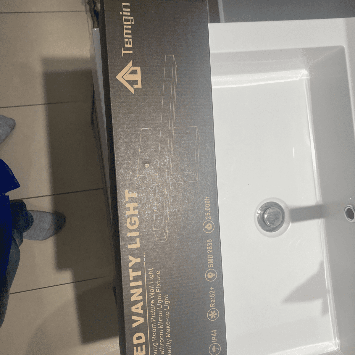 loose bathroom wall light fixture unsafe wiring problem