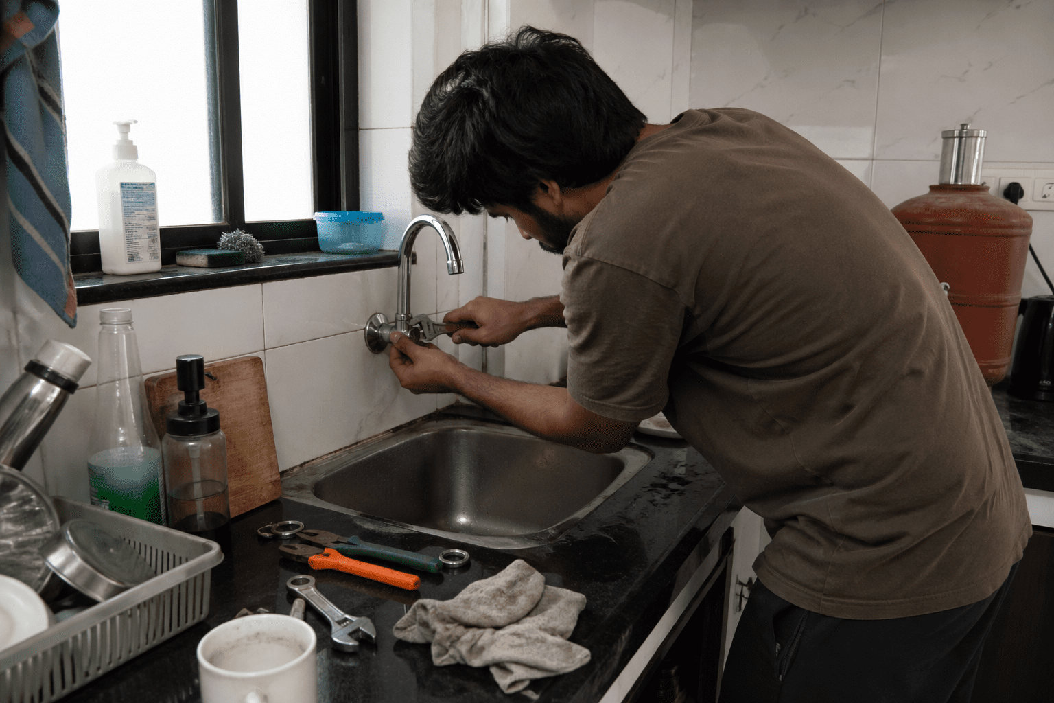 faucet repair Toronto DIY tools and attempt
