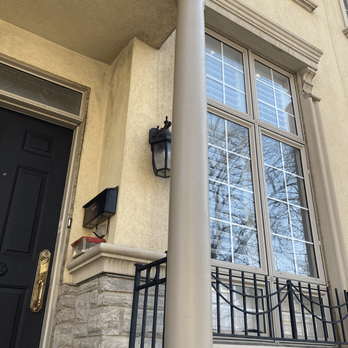 exterior column painting finished clean professional result Richmond Hill