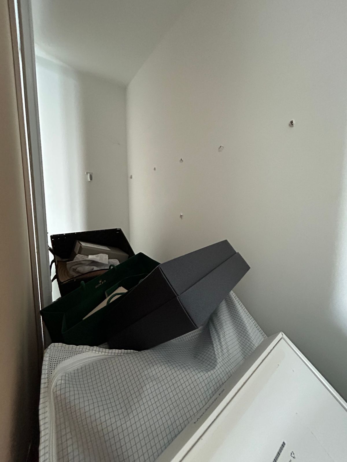wire closet shelf installation Vaughan — RenoHeal project photo 1