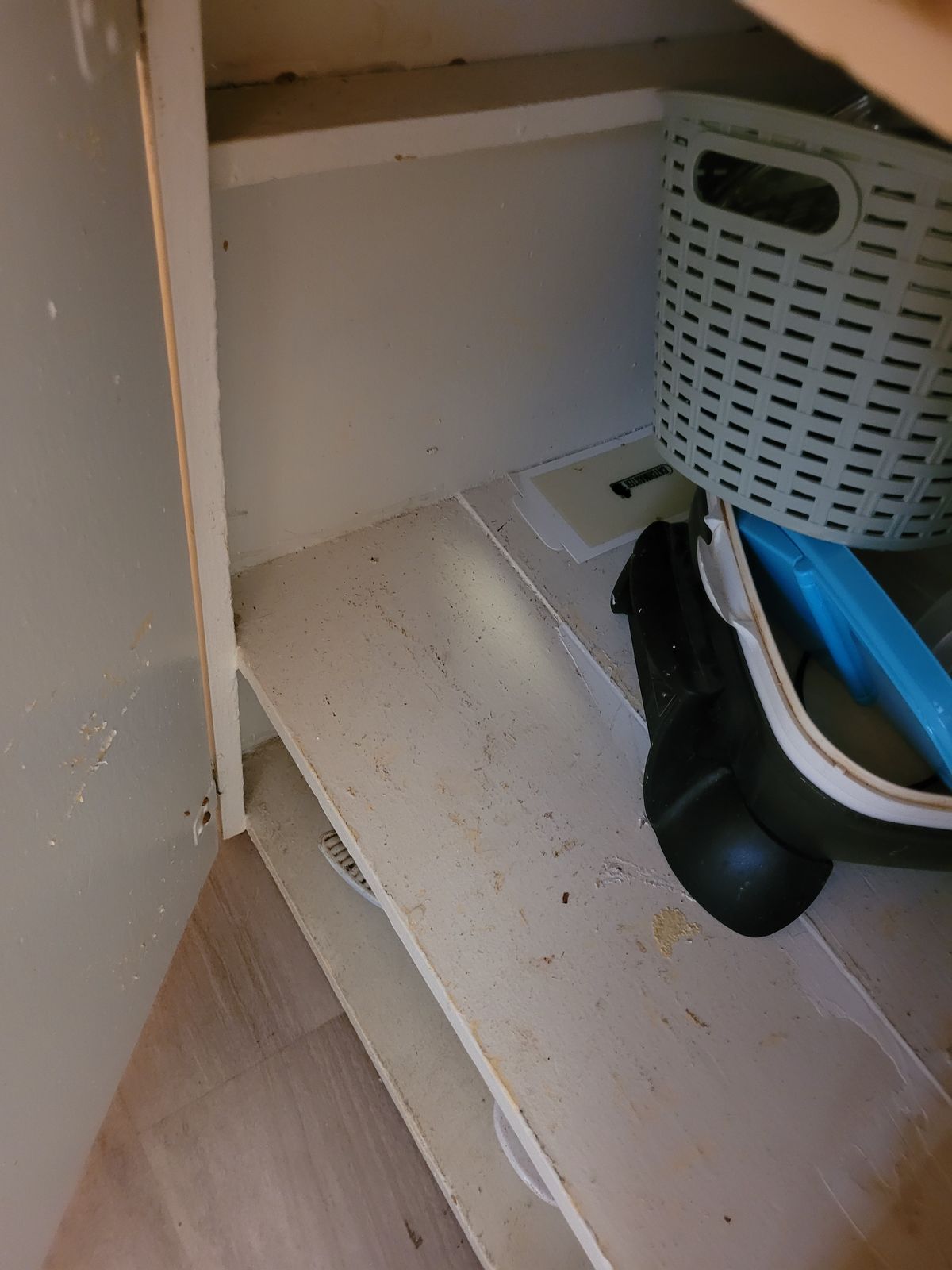 caulking to prevent cockroaches Toronto — RenoHeal project photo 3